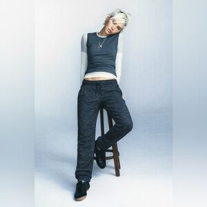 Women's Black and Gray Heathered Jogger Pants